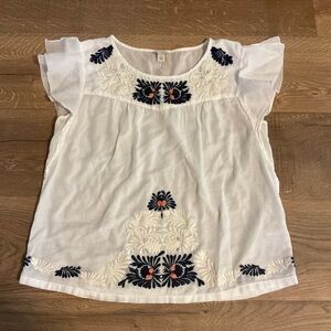 Women’s Hinge white embroidered, short, flutter sleeve blouse, S